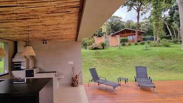 Área para churrasco/piquenique
