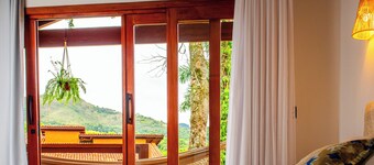 Estilo e Charme em Macacos