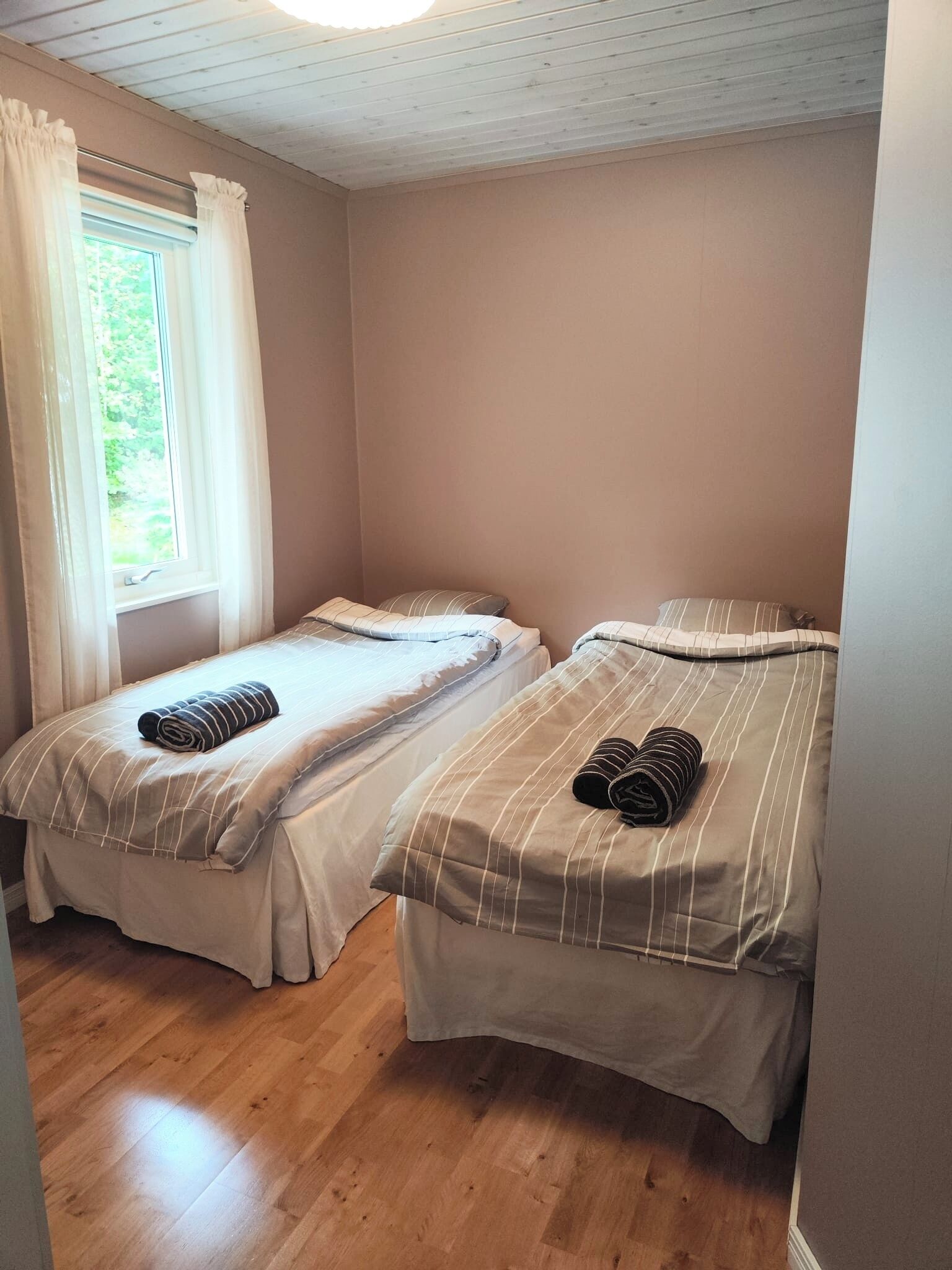 3 habitaciones, internet y ropa de cama 