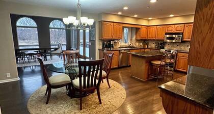 Spacious 4-Bed Family Home + Park Views