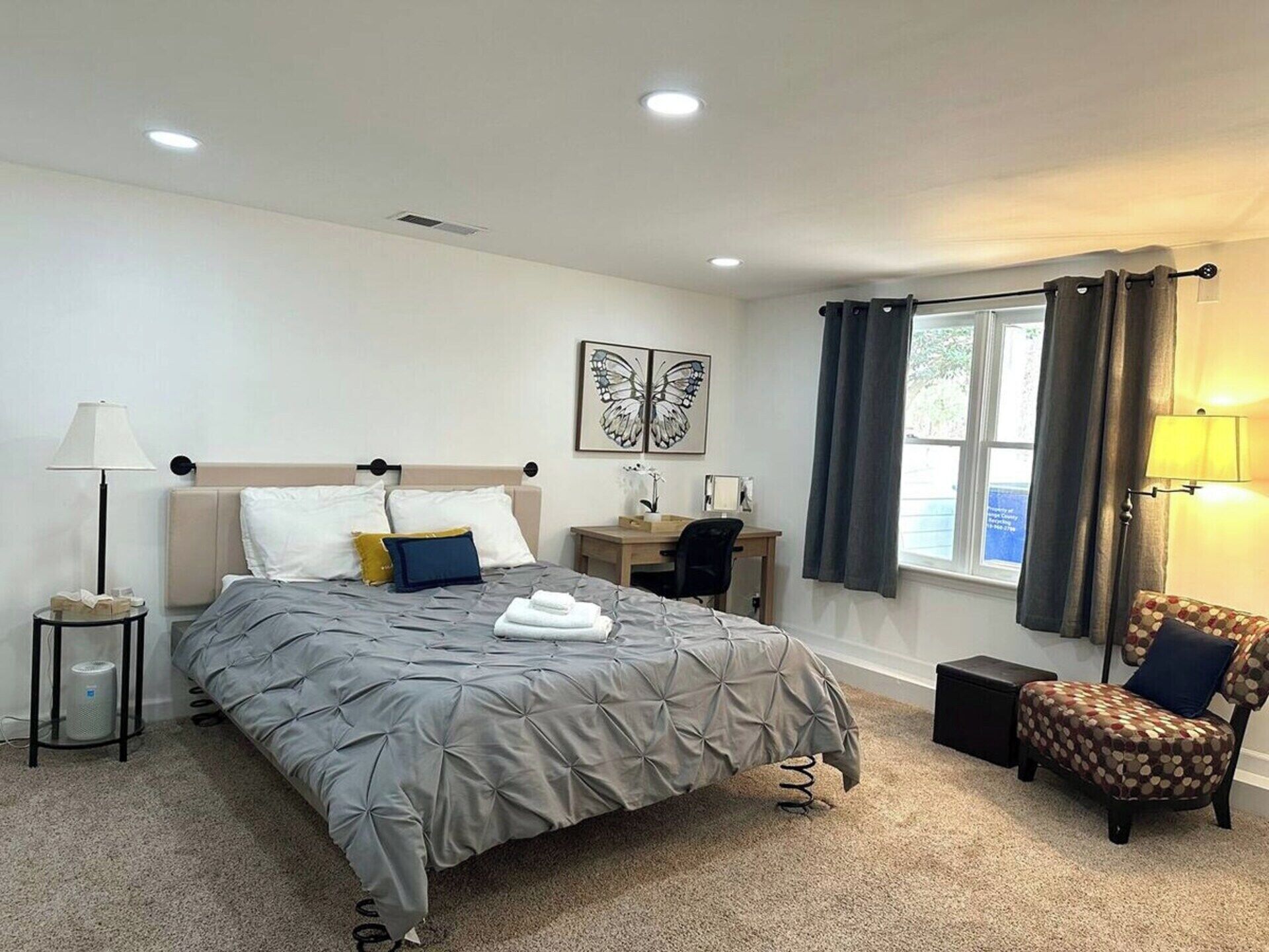 1 bedroom, iron/ironing board, internet, bed sheets