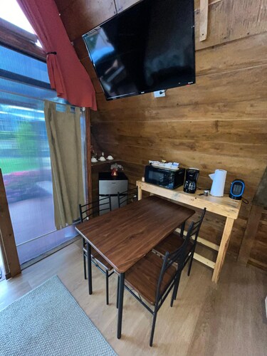 Mountain chalet, family, studio and pet friendly!
