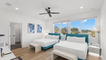 3 chambres, bureau, fer et planche à repasser, lit de bébé portatif