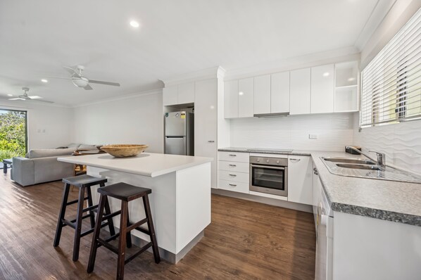 Microwave, oven, stovetop, dishwasher