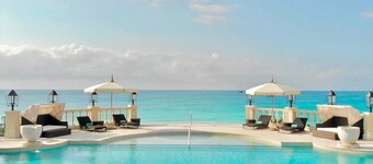 Villa B by the Sea in Nassau