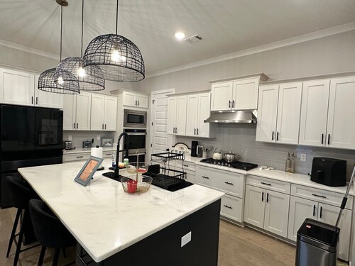 Luxury and Executive 4-bedroom house, Close to Blue Oval City