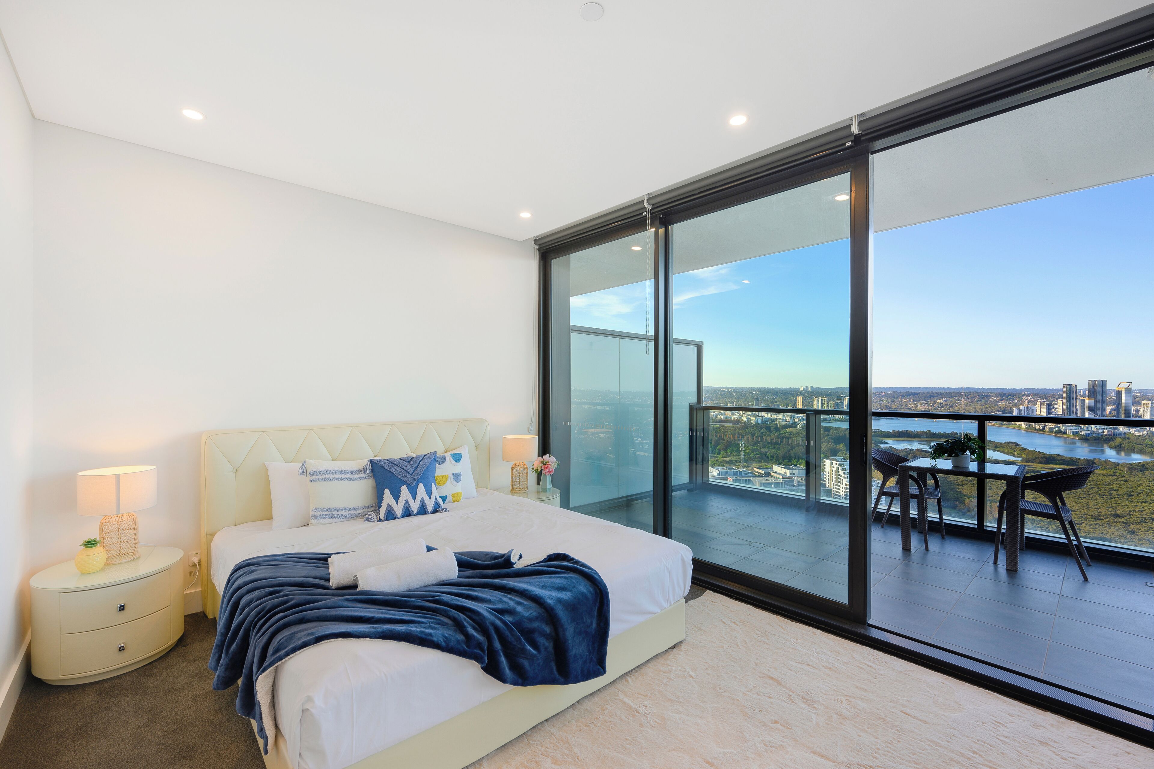 4 Schlafzimmer, Bügeleisen/Bügelbrett, Internetzugang, Bettwäsche