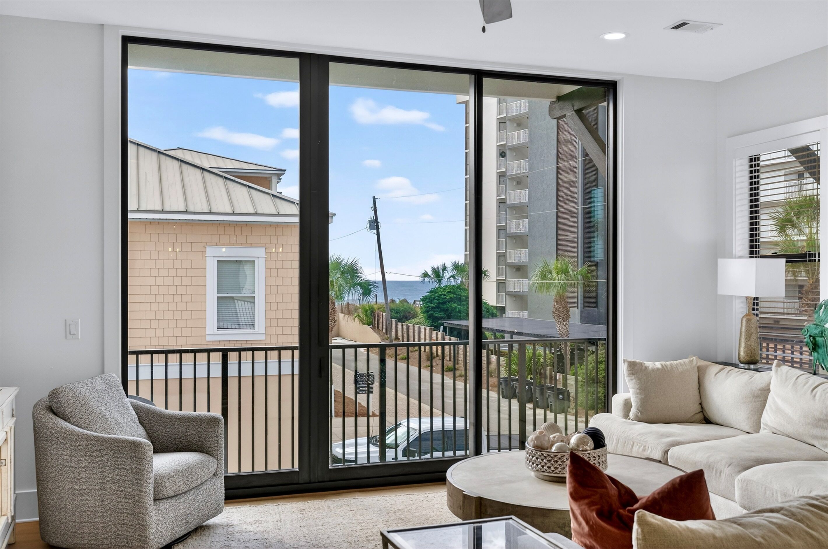 Smart-tv, videospelletjes, tafelvoetbal en een stereo