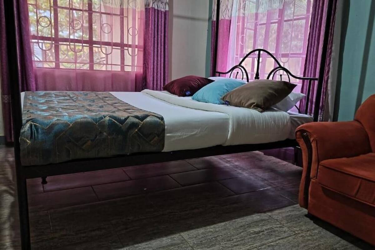Wifi gratis y ropa de cama