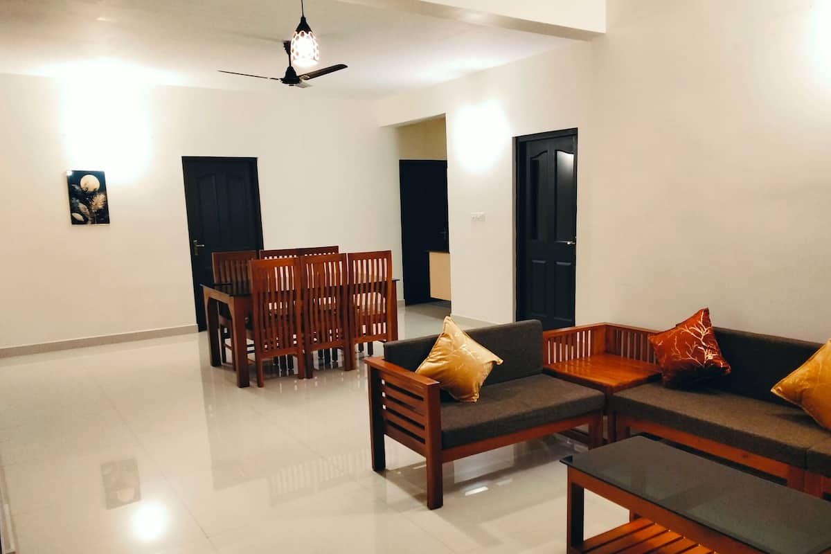 Appartement Supérieur, balcon | Coin séjour