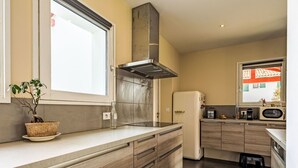 Unclassified image, 5 of 22, button - OLHAKO BIDEA by Interhome (Sare)