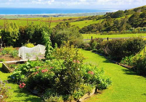 Peacefully private. A welcome retreat away from the bustle of the beach.