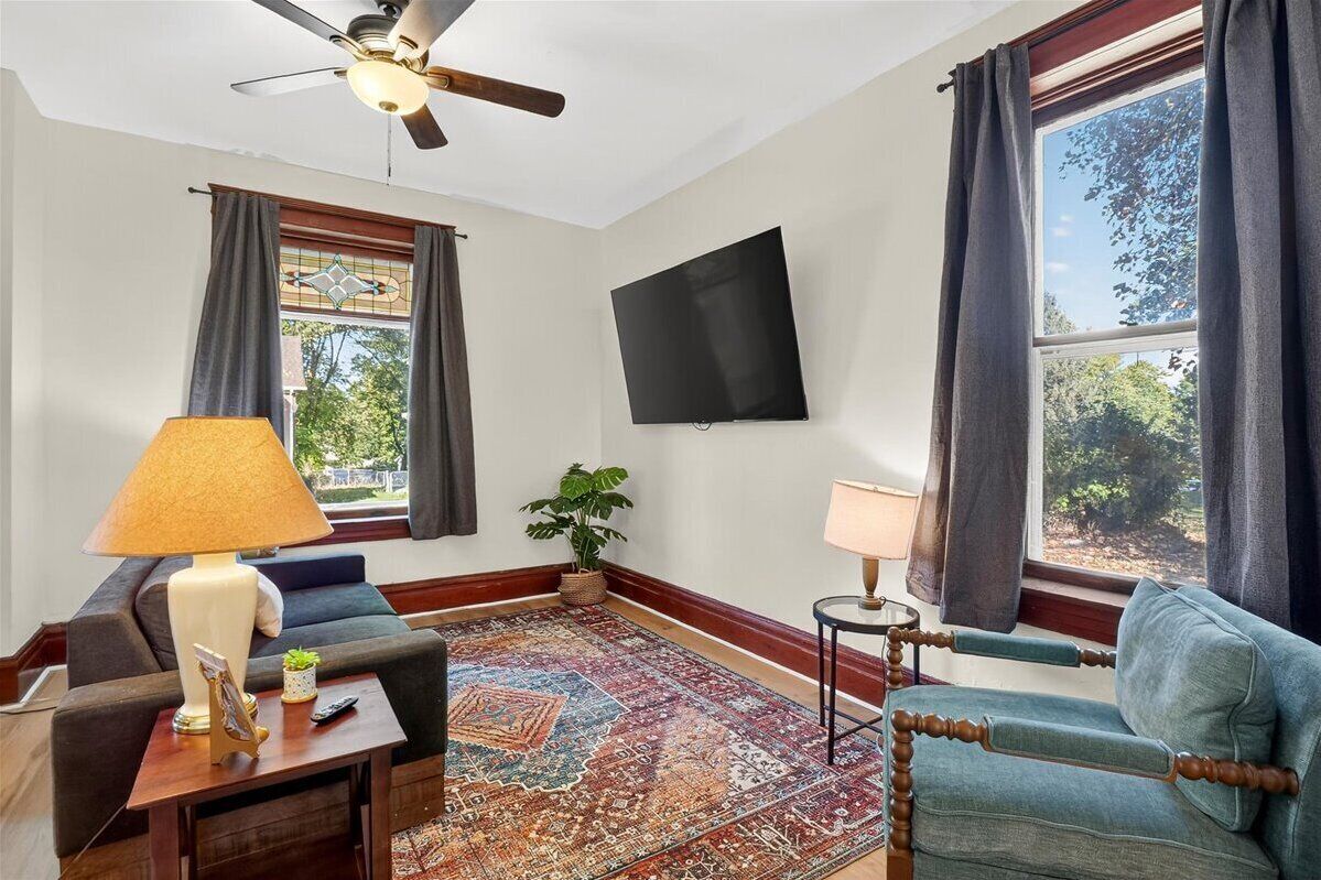 Una Smart TV, libros