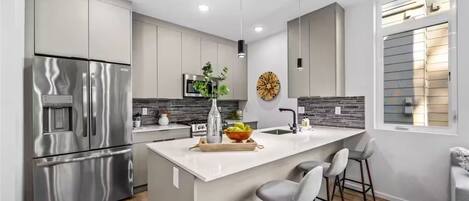 Microwave, oven, stovetop, dishwasher