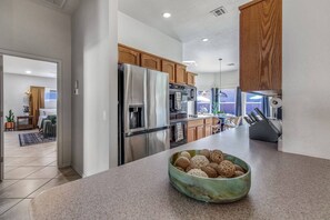 Interior - The Golden Hour Getaway | Pool | LakeViews | Games (Lake Havasu City)