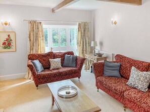 TV, fireplace - 3 bedroom accommodation in Sutton, near Thirsk (Sutton, near Thirsk)