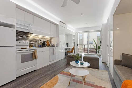 Close to Downtown | Near Museum | Little Italy