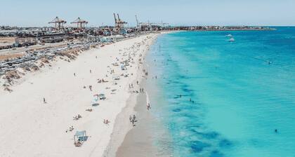 Group sanctuary between river and sea