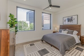 2 bedrooms, iron/ironing board, internet, bed sheets