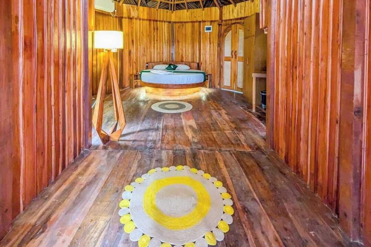 Deluxe Double Room, Lake View