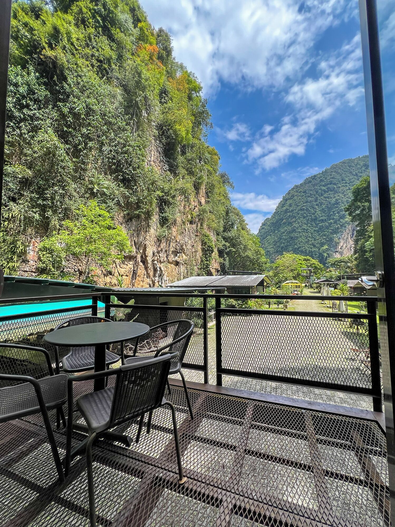 Family Room, Balcony, Mountain View | Balcony