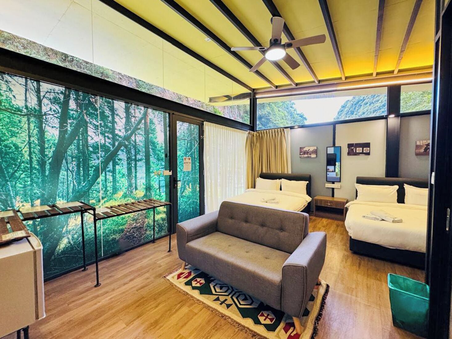 ห้องแฟมิลี่, ปลอดบุหรี่, ลานระเบียง | Wi-Fi ฟรี