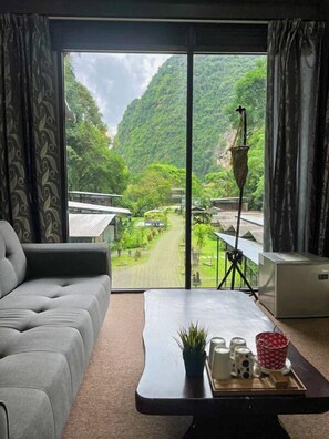 Perhehuone, patio, vuoristonäköala | Näkymä vuoristoon