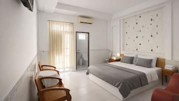 In-room safe, desk, laptop workspace, blackout curtains