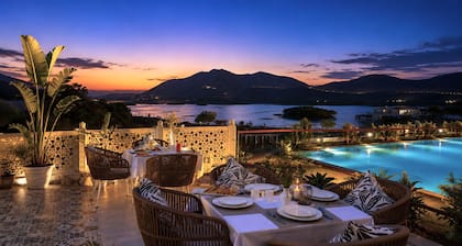 The Classic Crown Udaipur - A Luxury Hotel by Lake Pichola