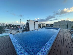 4 outdoor pools - 2BR Penthouse with Rooftop Pool (Playa del Carmen)