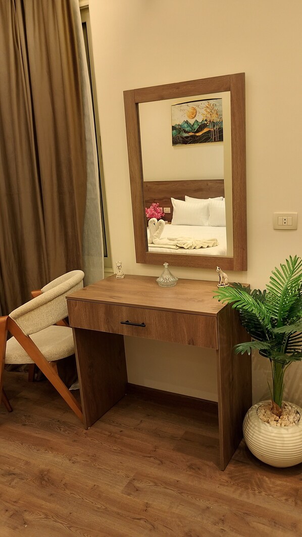 Deluxe Double Room, Desert View | Desk, blackout drapes, soundproofing, iron/ironing board