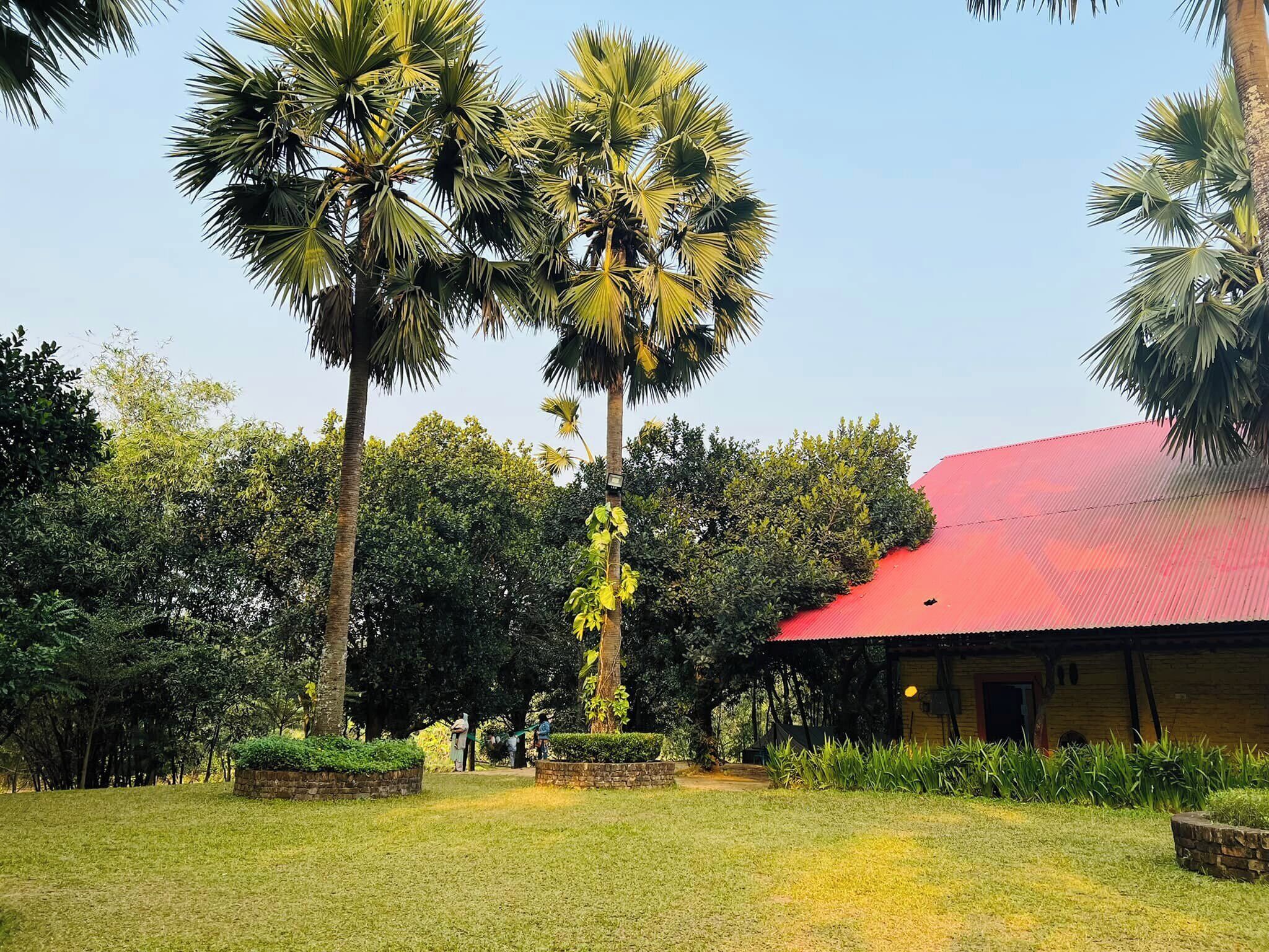 ด้านหน้าที่พัก