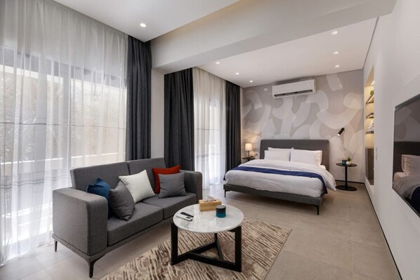 1 غرفة نوم ومكتب وواي فاي وملاءات أسرّة