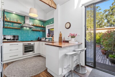 Timboon  Boutique Central Apartment on the Rail Trail