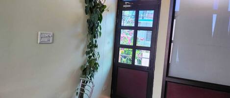 Deluxe Double Room | Iron/ironing board, free WiFi