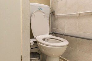 Departamento básico | Baño