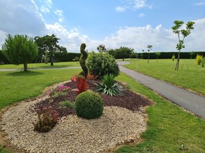 المنشأة من الخارج