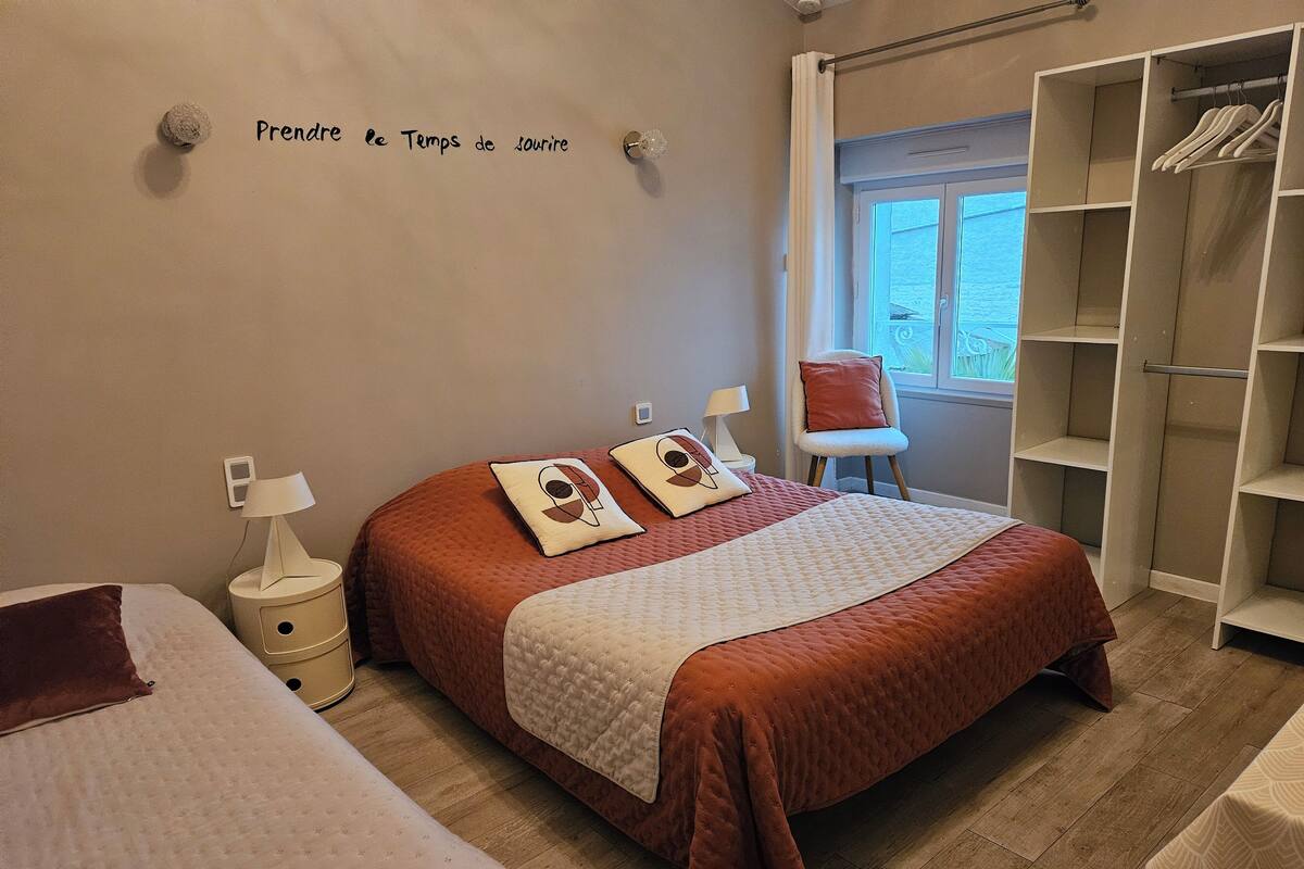 Chambre Triple Familiale | Wi-Fi gratuit
