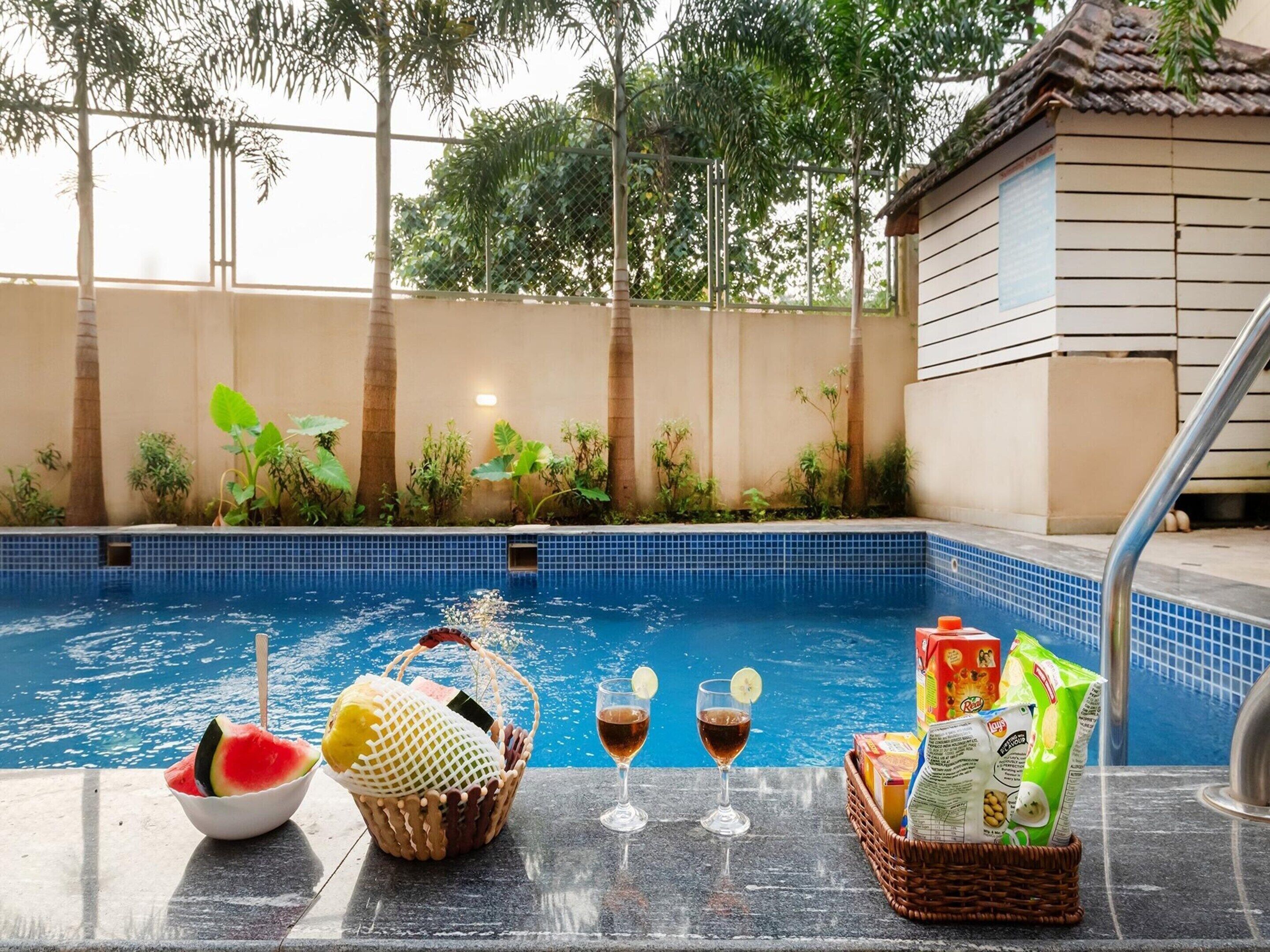 House | Pool | Outdoor pool