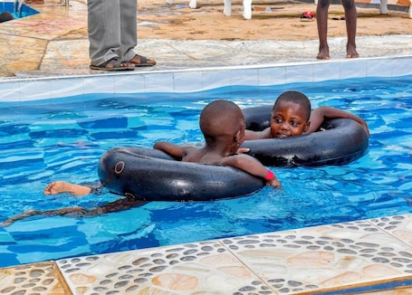 Outdoor pool. Pennjoki Resort