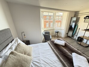 4 Schlafzimmer, Bügeleisen/Bügelbrett, kostenloses WLAN, Bettwäsche