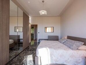 1 chambre, accès au Wi-Fi (inclus)