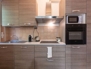 Microwave, oven, dishwasher