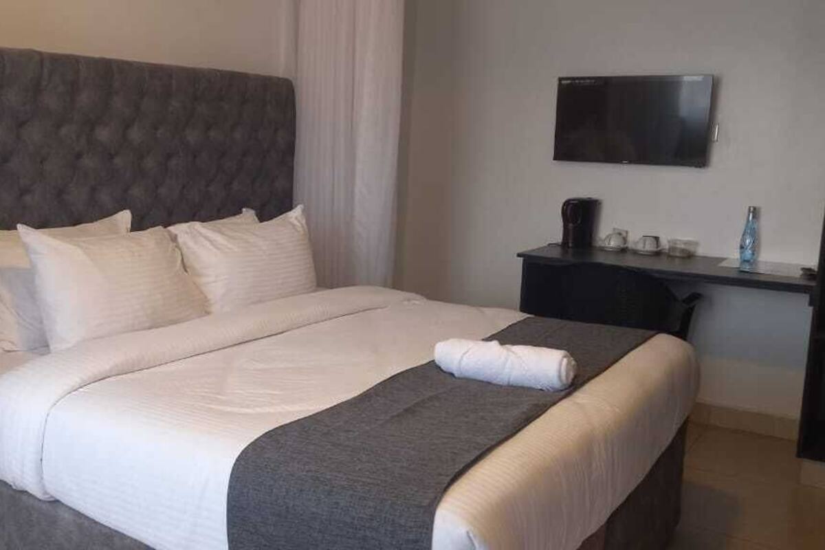 Habitación Deluxe doble, vistas a la ciudad | Wifi gratis y ropa de cama