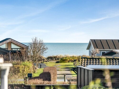 "Skarthi" - 200m from the sea by Interhome