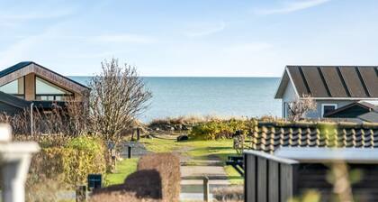 "Skarthi" - 200m from the sea by Interhome