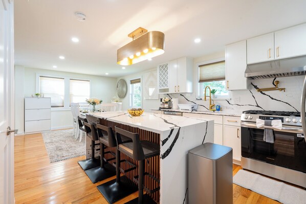 Private kitchen - Elegant 4BR/3BR Home w/Yard & 4 Parking in Dedham (Dedham)