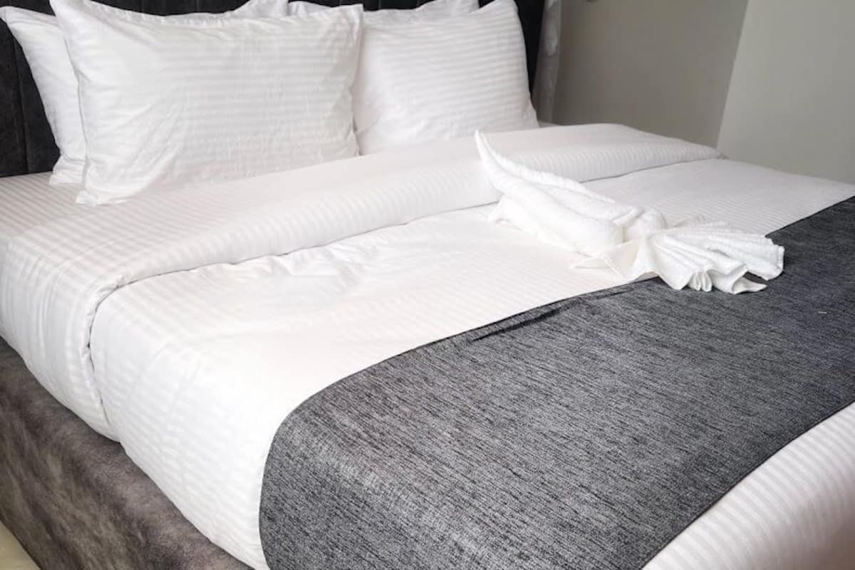 Wifi gratis y ropa de cama