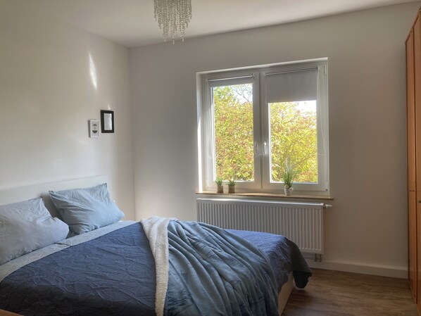 1 bedroom, desk, iron/ironing board, free WiFi - Vacation apartment 2 persons. Small Eifel oasis to switch off and relax (Lissendorf)