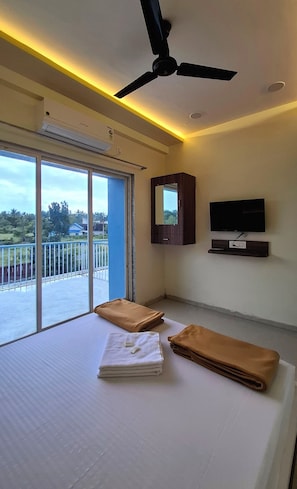 Quarto casal luxo, vista para o jardim | Wi-Fi de cortesia